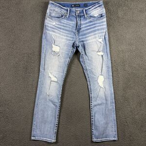 BKE Jeans Mens 31x32 Blue Jake Straight Fit Stretch Distressed Light Wash Denim